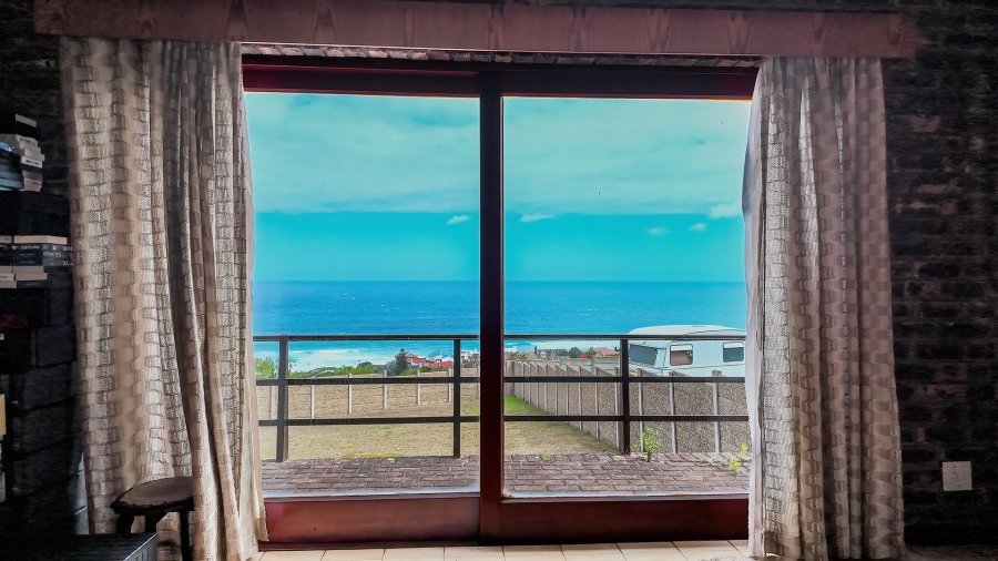 3 Bedroom Property for Sale in Dana Bay Western Cape